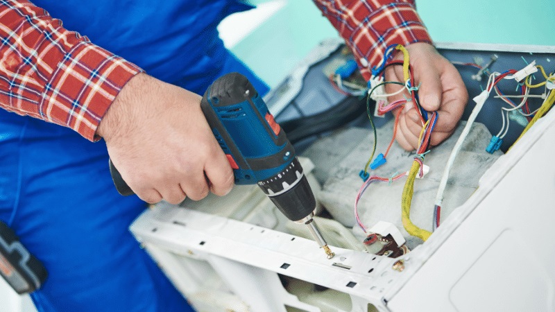 Gaziemir Termoteknik Termoteknik çamaşır makinesi kart tamiri – Su almama arızası orijinal parça ile giderildi. - Teknik servis örneği